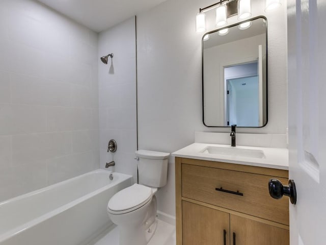 2032 Meadfoot Rd, Carrollton, TX 75007 - bathroom with toilet, vanity, bathtub / shower combination, and baseboards