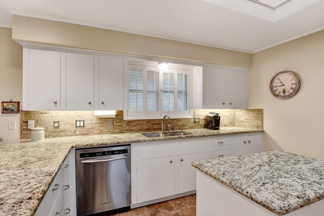 2414 Meadows Ln, Sherman, TX 75092 - kitchen with dishwasher, a sink, tasteful backsplash, crown molding, and white cabinets