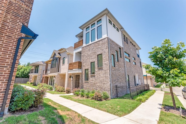 8120 Radnor Rd, Dallas, TX 75231 - view of property