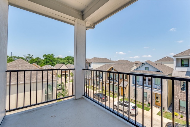 8120 Radnor Rd, Dallas, TX 75231 - balcony with a residential view