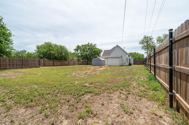 101 S Walnut St, Petrolia, TX 76377 - view of yard