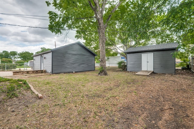 3524 Swan St, Haltom City, TX 76117 - view of yard