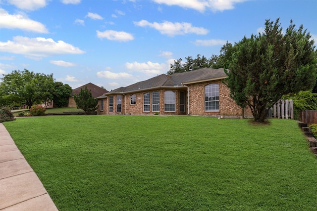 2122 Quail Ridge Dr, Weatherford, TX 76087 - ranch-style home featuring brick siding