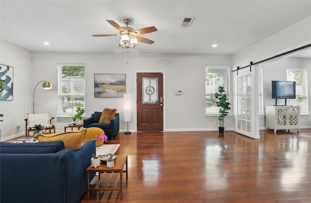 634 N Tyler St, Dallas, TX 75208 - living area with healthy amount of natural light, ceiling fan, wood finished floors, and recessed lighting
