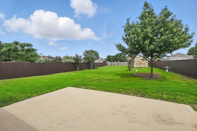 130 N Point Dr, Krum, TX 76249 - view of yard with a patio area