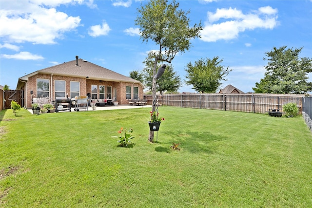 7244 Montosa Trl, Fort Worth, TX 76131 - fenced backyard featuring a patio