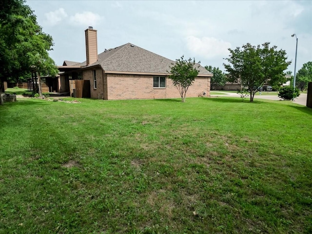 316 Cottonwood Trl, Shady Shores, TX 76208 - view of grassy yard