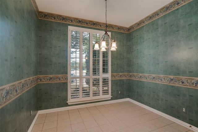 9 Park Place Ct, Wichita Falls, TX 76302 - unfurnished room with a chandelier and wallpapered walls