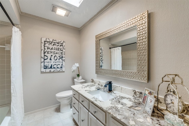 23 Crosslands Rd, Benbrook, TX 76132 - full bath featuring vanity, toilet, ornamental molding, baseboards, and shower / bath combo with shower curtain