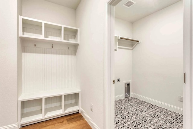 514 Hillcrest Cir, Justin, TX 76247 - mudroom with baseboards