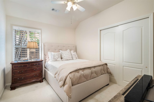 5312 Timber Park Dr, Flower Mound, TX 75028 - bedroom with light carpet, lofted ceiling, a closet, and ceiling fan