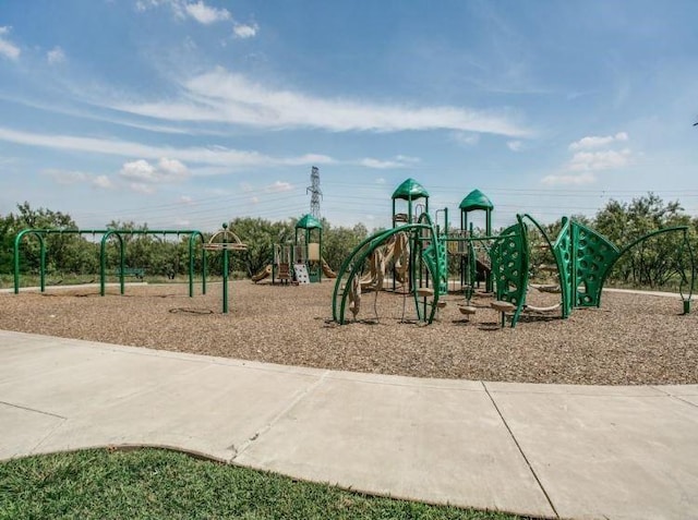 2225 Bernese Ln, Fort Worth, TX 76131 - view of community playground