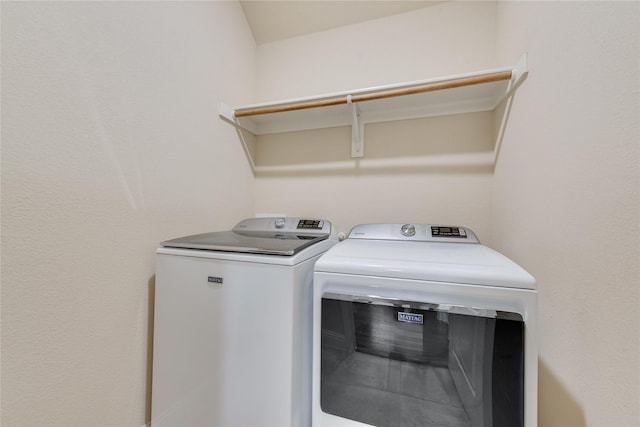 1207 Glasbury Glen Way, Forney, TX 75126 - washroom featuring washing machine and dryer