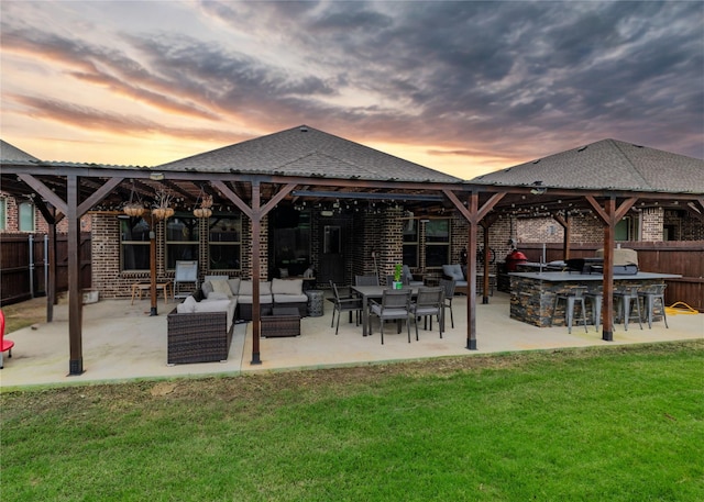 1225 Lynn Dr, Arlington, TX 76002 - view of patio featuring an outdoor hangout area