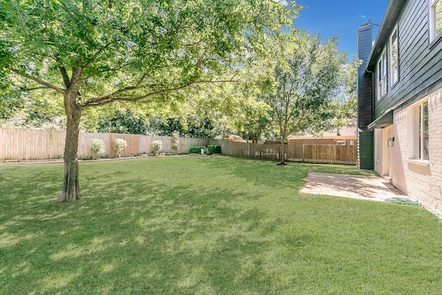 7205 Coventry Cir, North Richland Hills, TX 76182 - view of yard with a patio
