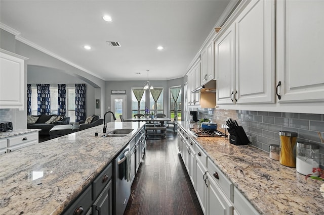 408 Mission Dr, Forney, TX 75126 - kitchen featuring a sink, dishwasher, white cabinetry, recessed lighting, and stovetop