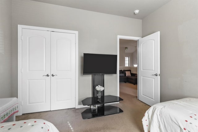 316 Tallgrass Ln, Plano, TX 75023 - bedroom featuring carpet flooring and a closet