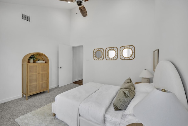 5806 Bryan Pkwy Unit 4, Dallas, TX 75206 - carpeted bedroom with high vaulted ceiling, baseboards, and ceiling fan