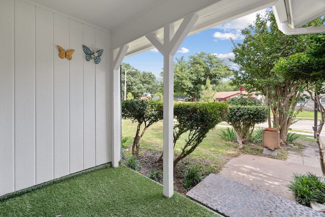 1413 Rockbrook St, Lancaster, TX 75134 - view of grassy yard