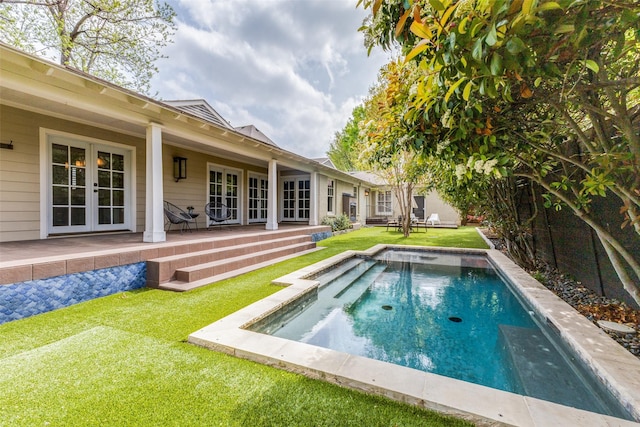 7107 La Vista Dr, Dallas, TX 75214 - swimming pool with french doors