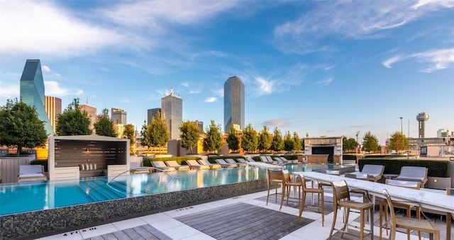 2200 Victory Ave Unit 701, Dallas, TX 75219 - view of community pool
