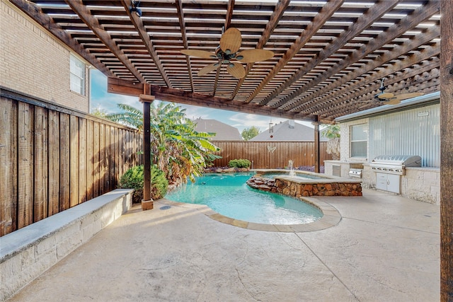 2728 Gull Lake Dr, Plano, TX 75025 - view of swimming pool featuring ceiling fan, a fenced backyard, a pool with connected hot tub, a pergola, and a patio