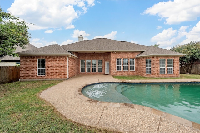 1405 Gunnison Dr, Waco, TX 76712 - view of swimming pool featuring a patio area