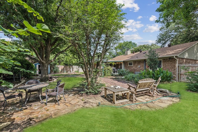 10209 Lone Pine Ln, Fort Worth, TX 76108 - view of yard with a patio