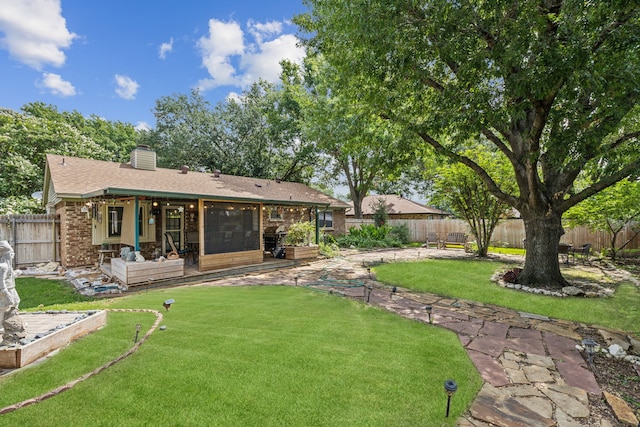 10209 Lone Pine Ln, Fort Worth, TX 76108 - view of yard with a patio