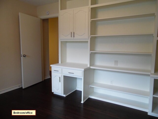 1211 Oriental Ave, Arlington, TX 76011 - view of closet