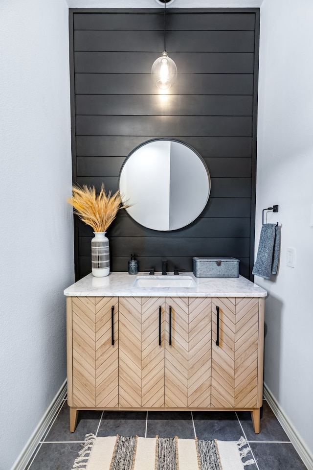 15763 Spectrum Dr Unit 93, Addison, TX 75001 - detailed view of baseboards and vanity