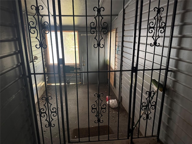 3648 Linda Dr, Dallas, TX 75220 - detailed view of a gate