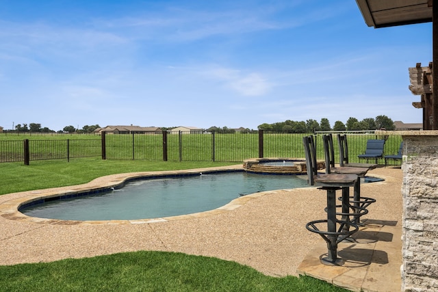 872 Hidden Pass, Royse City, TX 75189 - view of swimming pool featuring a fenced backyard, a patio area, and a pool with connected hot tub