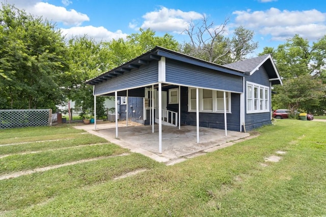 408 W Trinity St, Groesbeck, TX 76642 - back of house with a patio area