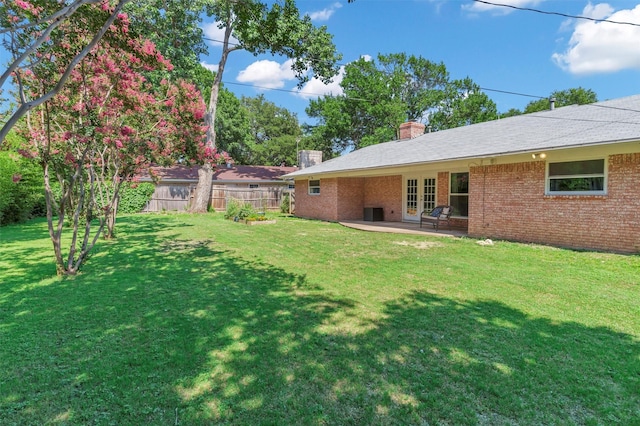 2808 Wren Ave, Fort Worth, TX 76133 - view of yard with a patio and french doors