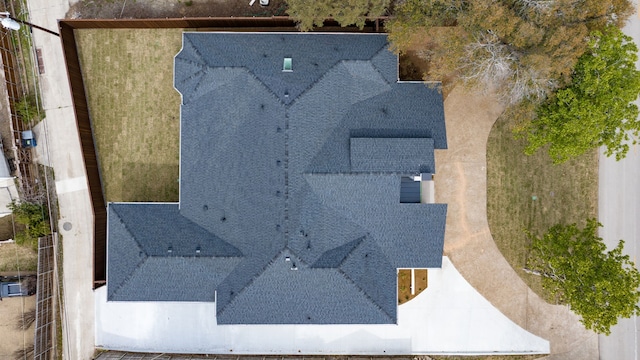 13845 Peyton Dr, Dallas, TX 75240 - aerial view of property and surrounding area
