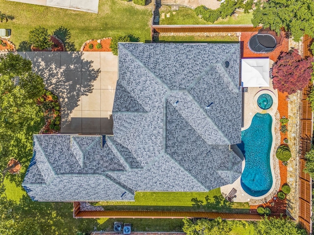 7904 Linksview Dr, Mckinney, TX 75072 - aerial view of a pool