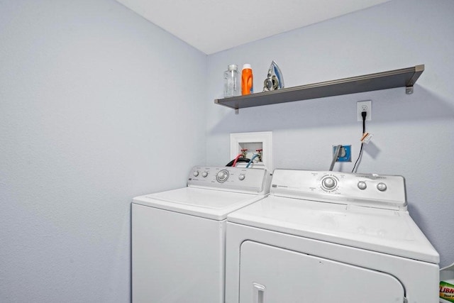 4504 Hodgkins Rd, Lake Worth, TX 76135 - washroom featuring washing machine and dryer