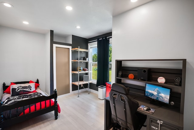 1430 Rs County Road 1605, Point, TX 75472 - bedroom with wood finished floors, recessed lighting, a desk, and baseboards