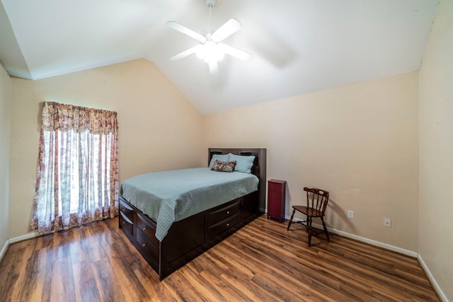 809 W Ball St, Weatherford, TX 76086 - bedroom featuring lofted ceiling, dark wood-style floors, baseboards, and a ceiling fan