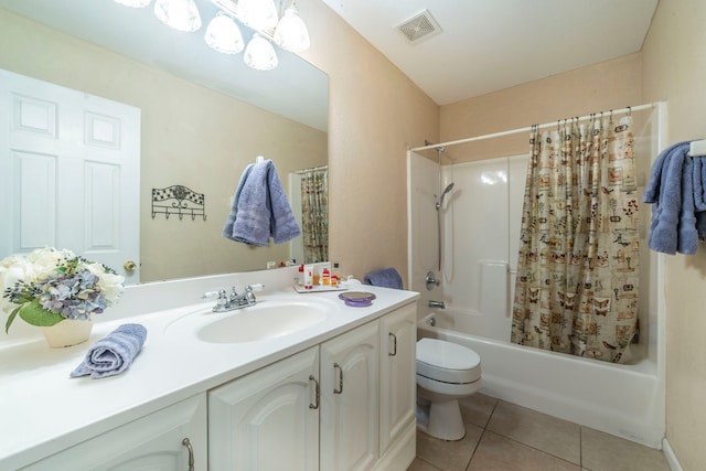809 W Ball St, Weatherford, TX 76086 - full bath with tile patterned flooring, vanity, shower / tub combo with curtain, and toilet