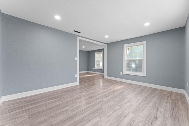 4106 Wheeler St, Fort Worth, TX 76117 - empty room featuring light wood finished floors, baseboards, and recessed lighting