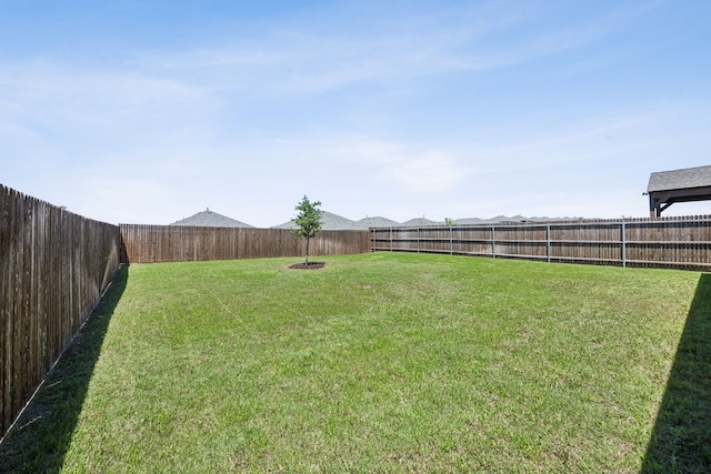 913 Alton Dr, Aubrey, TX 76227 - view of fenced backyard