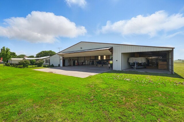 177 Graben Ln, Rhome, TX 76078 - view of pole building featuring a yard