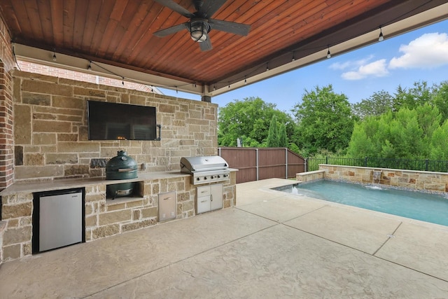 2866 Milsons Point Dr, Trophy Club, TX 76262 - fenced backyard featuring area for grilling, a patio area, and ceiling fan