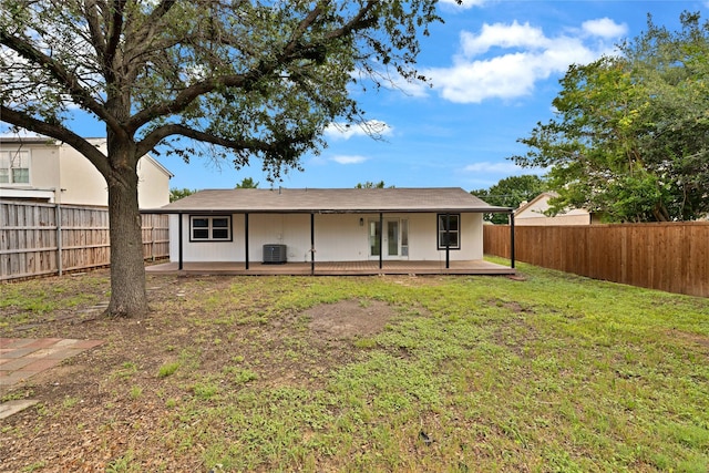 2308 Foxcroft Ln, Arlington, TX 76014 - rear view of house with central air condition unit