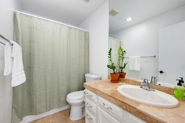 3227 Elizabeth St, Dallas, TX 75204 - bathroom featuring vanity, tile patterned floors, recessed lighting, and a shower with shower curtain