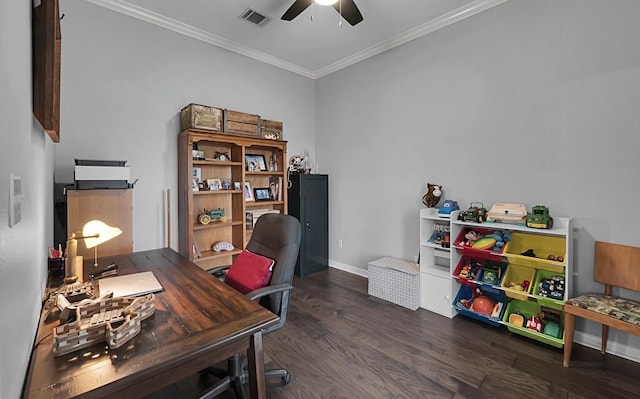 804 Heritage Pkwy, Axtell, TX 76624 - office area with ceiling fan, wood finished floors, ornamental molding, and baseboards