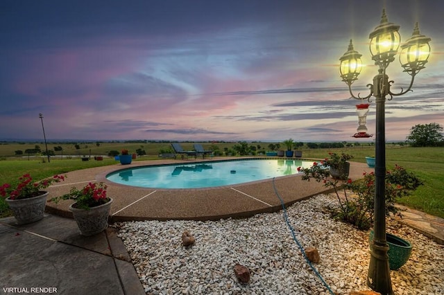 804 Heritage Pkwy, Axtell, TX 76624 - swimming pool featuring a patio area