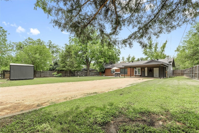 2202 Belmeade Ave, Brownwood, TX 76801 - view of yard with a patio